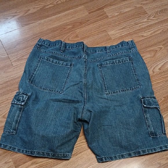 Wrangler Men's Dark Blue Cargo Shorts 42 - Picture 1 of 4